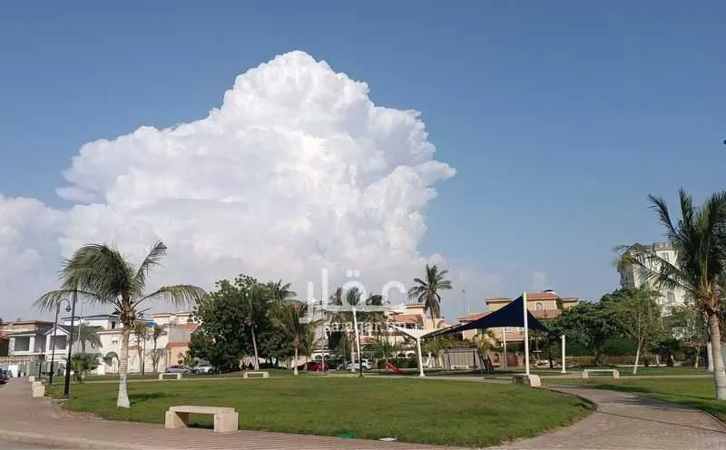 أرض 599 م² في البساتين 4