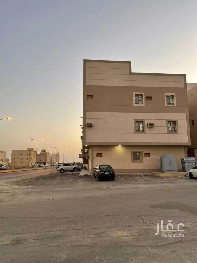 600 sqm building in Dhahrat Laban 2
