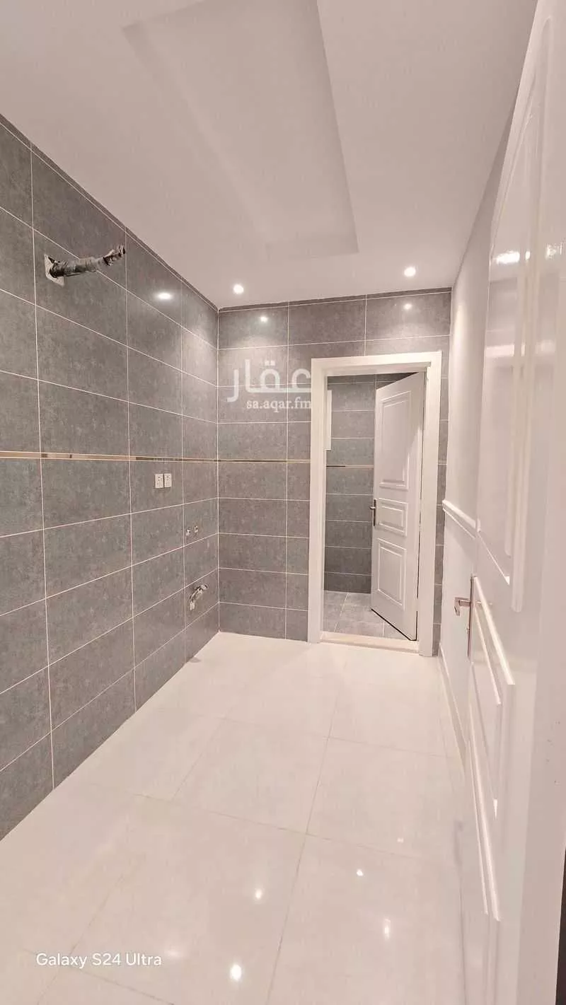 شقة 5 غرف في الصفا 2