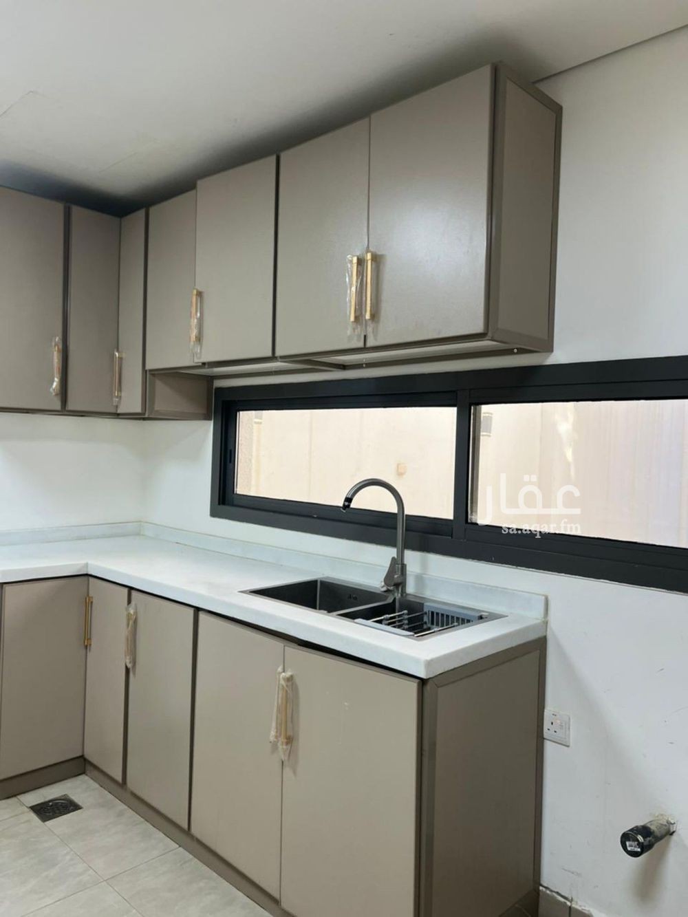 4 bedroom villa in Khuzam, Riyadh 3