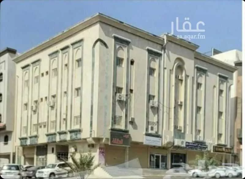 785 sqm building in Al Areedh