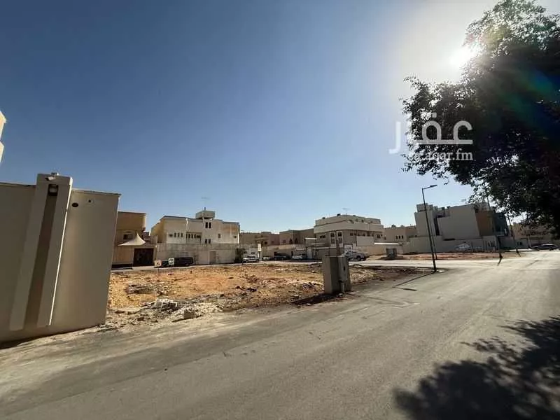 750 sqm land in King Fahd 5