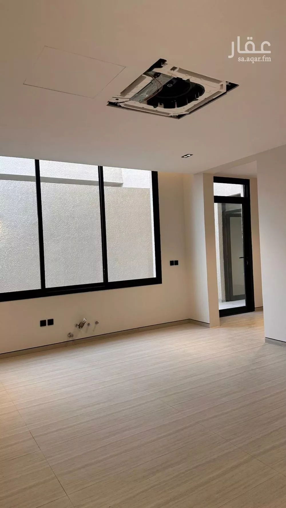 فيلا 5 غرف في العارض 1