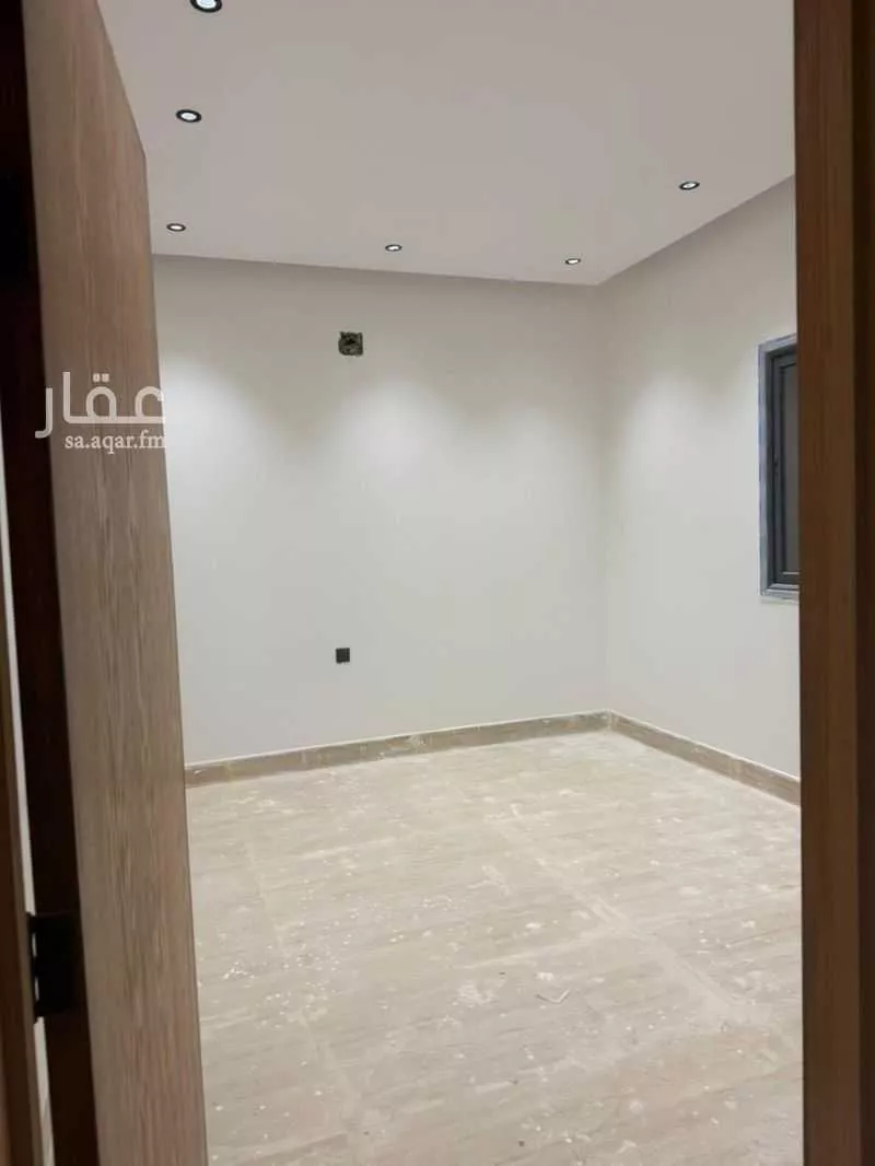 دور 5 غرف في السعادة 3