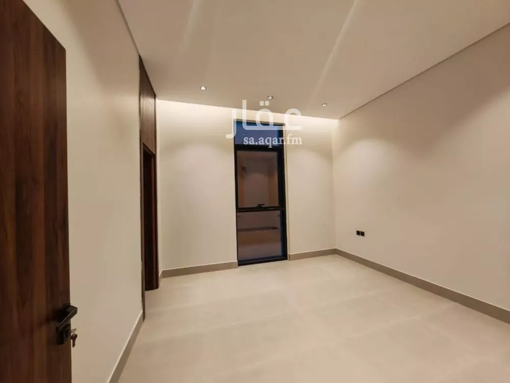 فيلا 5 غرف في النرجس 4