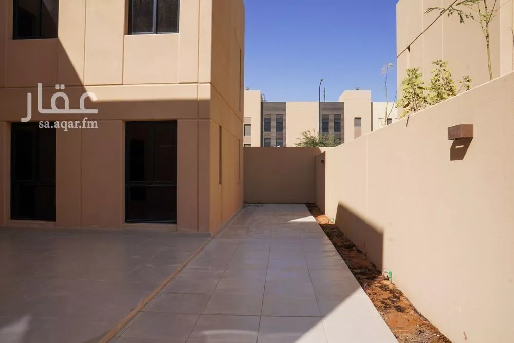 فيلا 7 غرف في الرياض 2