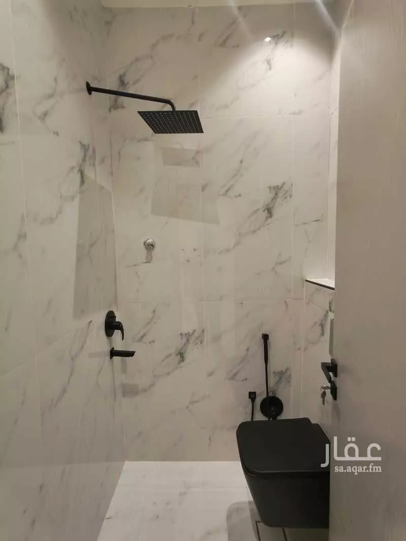 عمارة 351 م² في الشرق 5