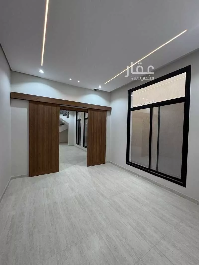 فيلا 4 غرف في الرمال 2