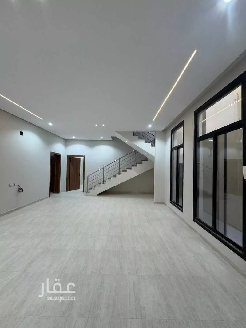 فيلا 4 غرف في الرمال 3