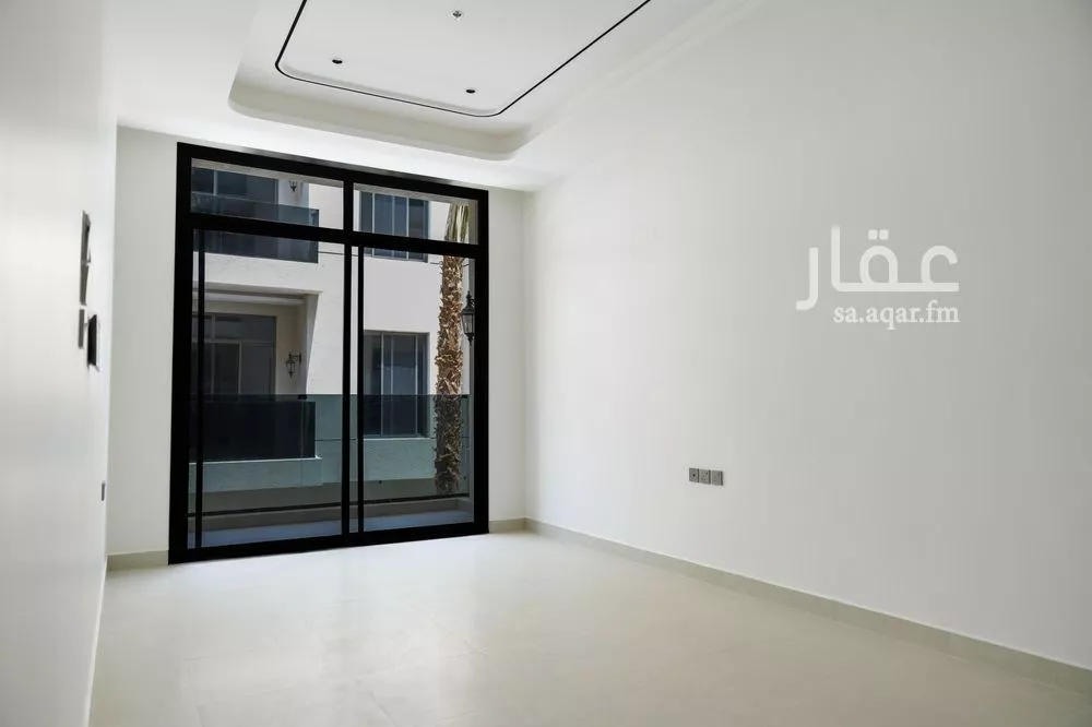 شقة 5 غرف في الرمال 3