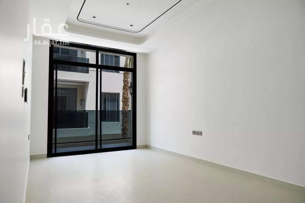 شقة 4 غرف في الرمال 3