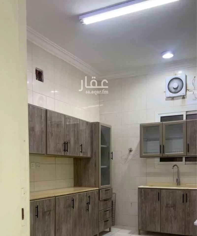 3 bedroom floor in As Saadah 2