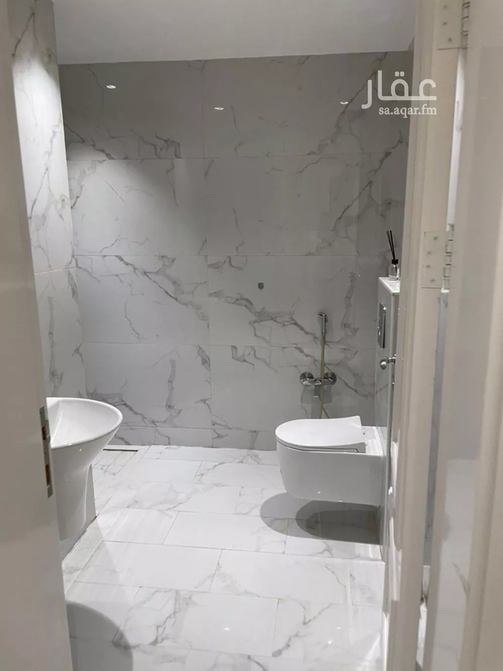 شقة 3 غرف في الياسمين 5