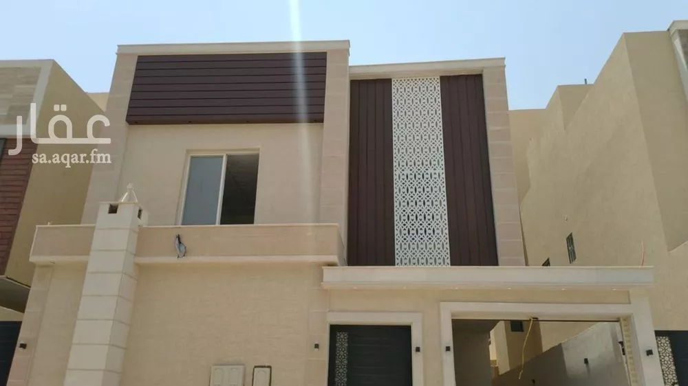 فيلا 10 غرف في الرمال 1