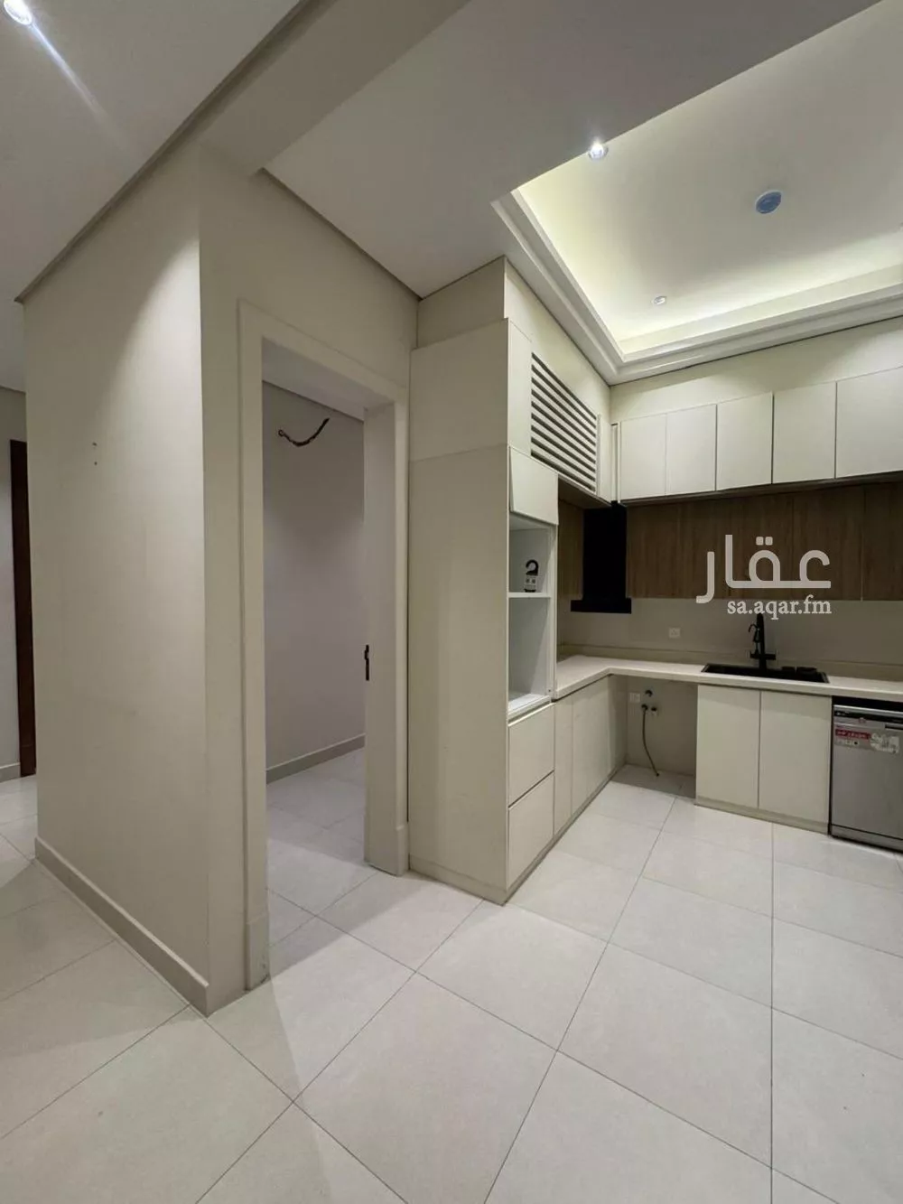 شقة 3 غرف في النرجس 4