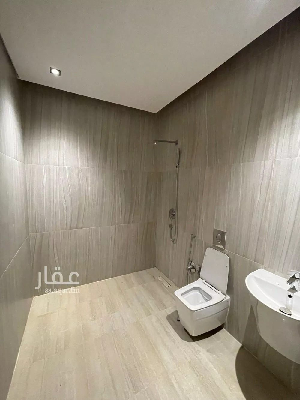 3 bedroom apartment in Al Qadisiyah 2