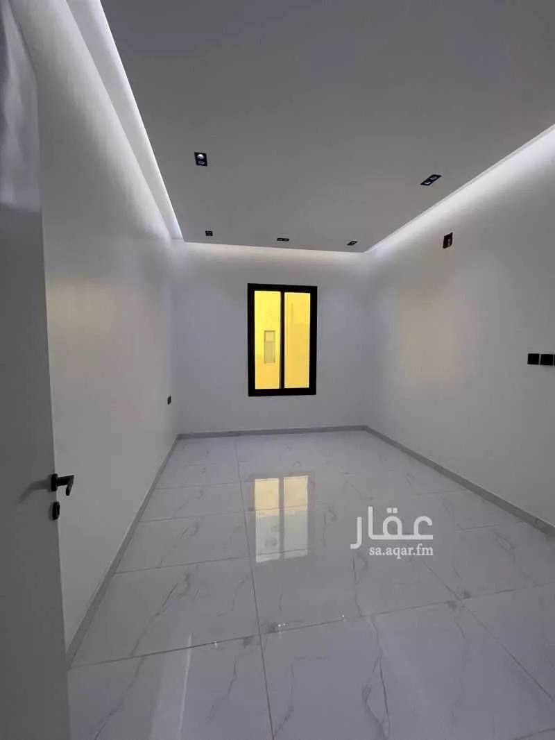 5 bedroom villa in Al Janadriyah 3