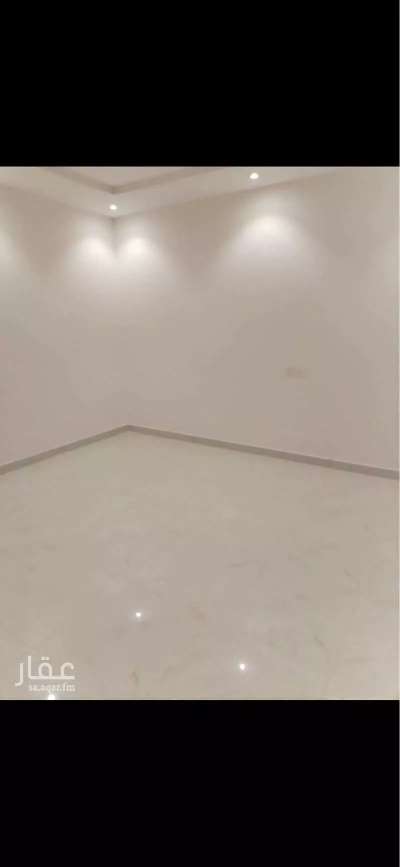 عمارة 2343 م² في الجنادرية 1