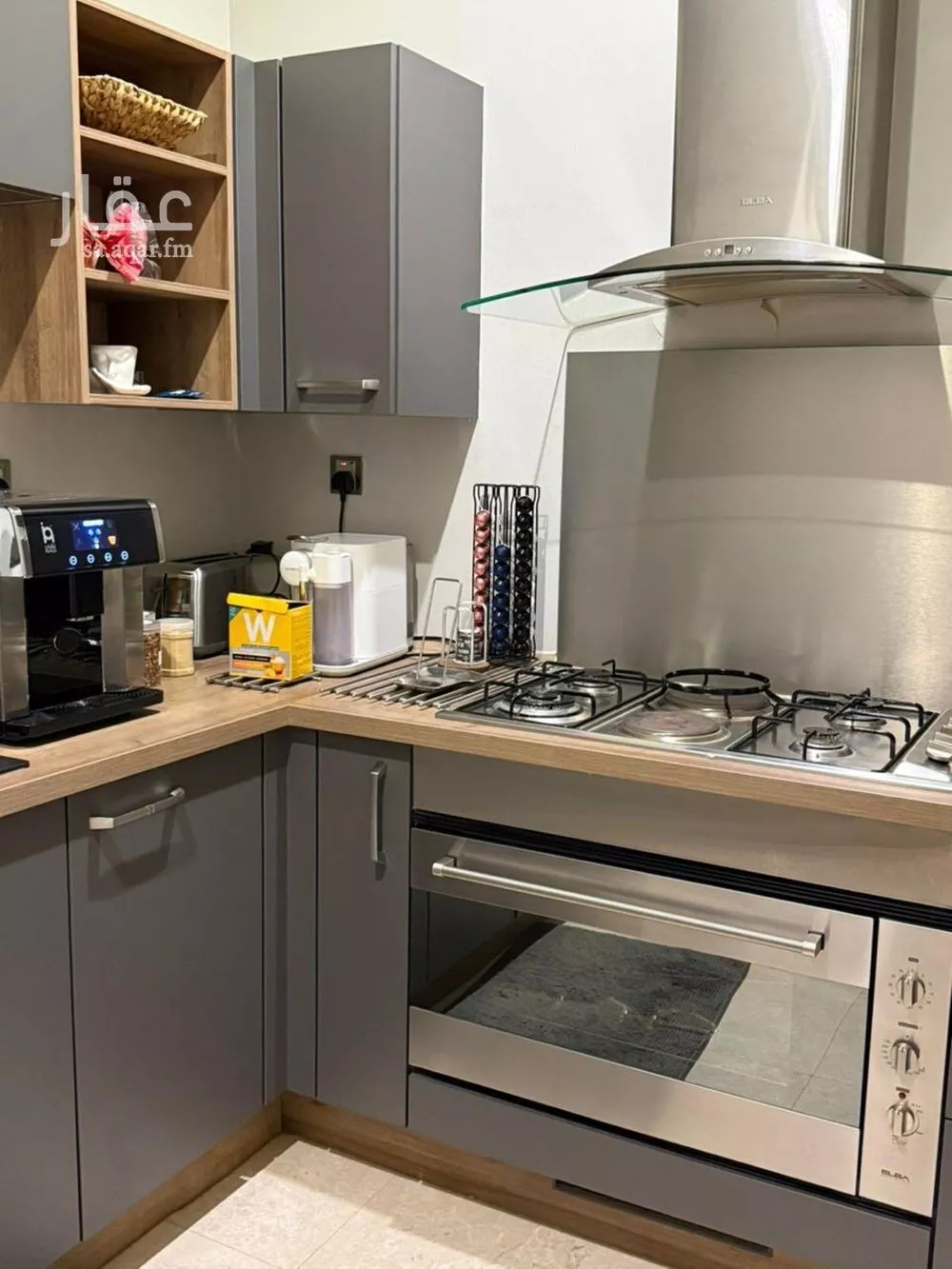 7 bedroom villa in Irqah 3