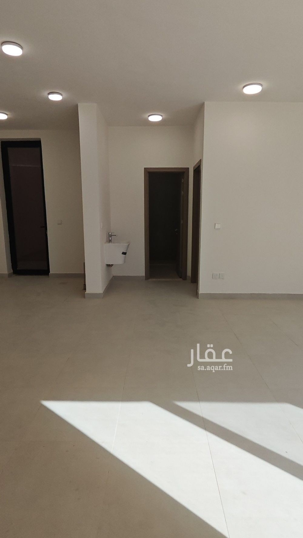6 bedroom villa in Khuzam, Riyadh 10