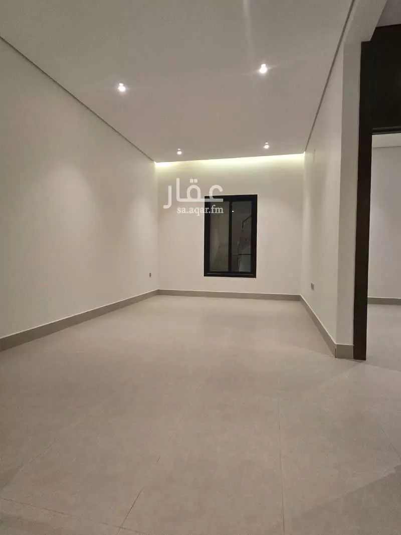 6 bedroom villa in Al Rimal 2