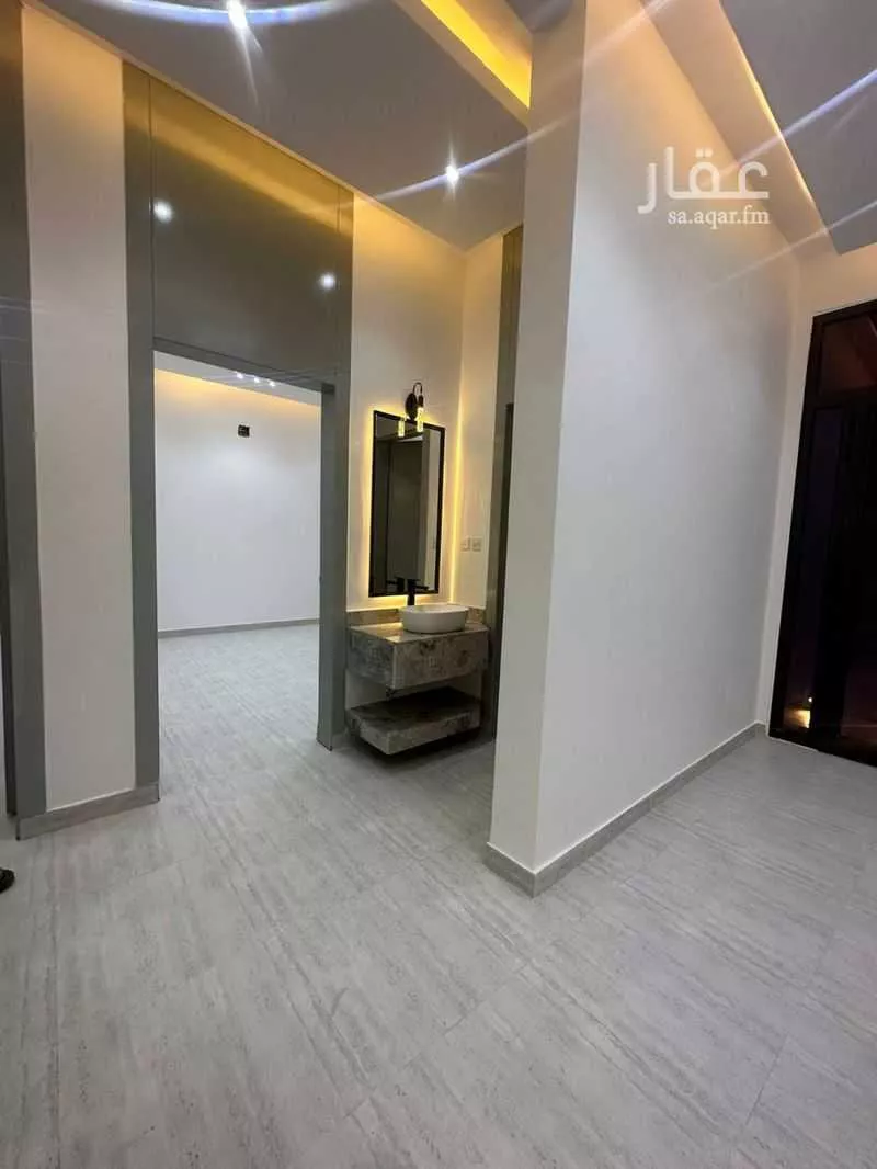 فيلا 8 غرف في الرمال 3