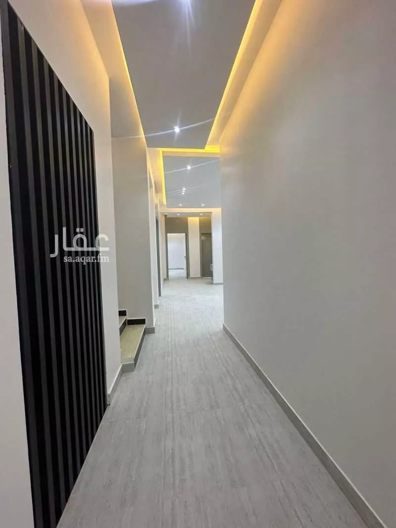 فيلا 8 غرف في الرمال 4