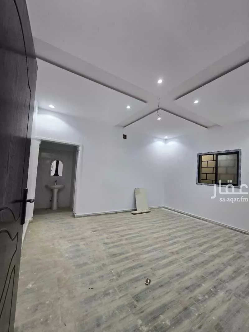 7 bedroom floor in Al Rimal 2