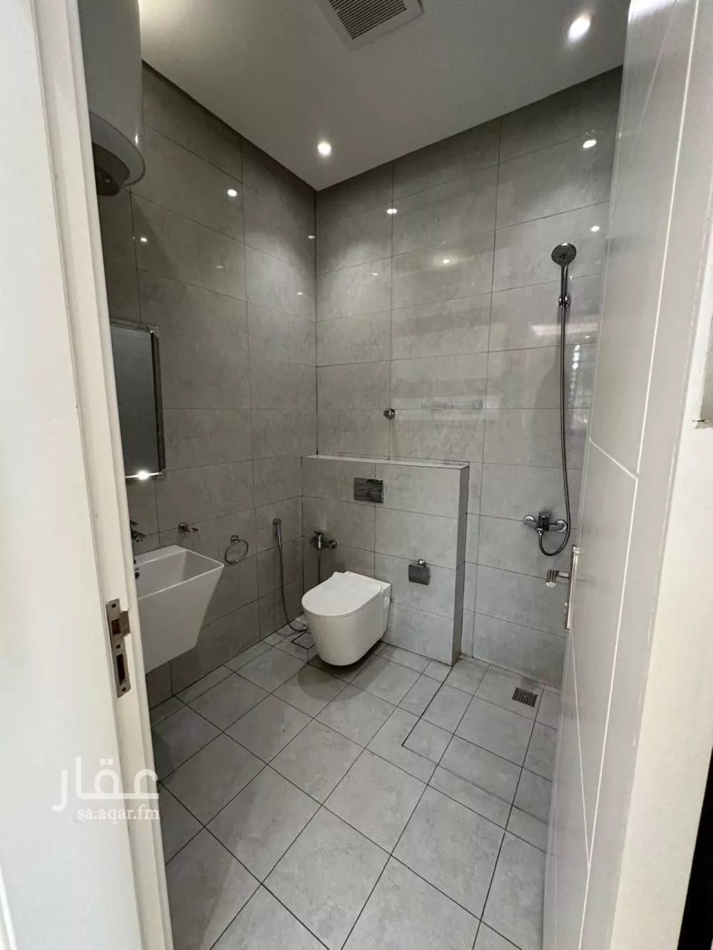 شقة 1 غرف في النرجس 2