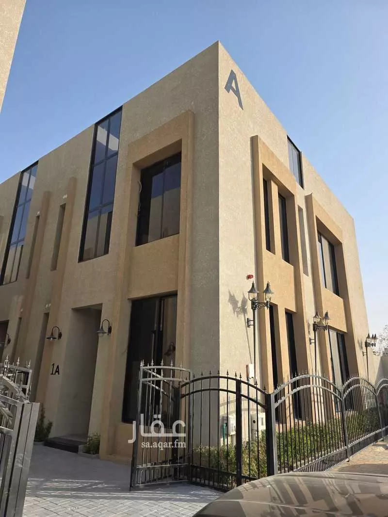 فيلا 3 غرف في الرمال 1