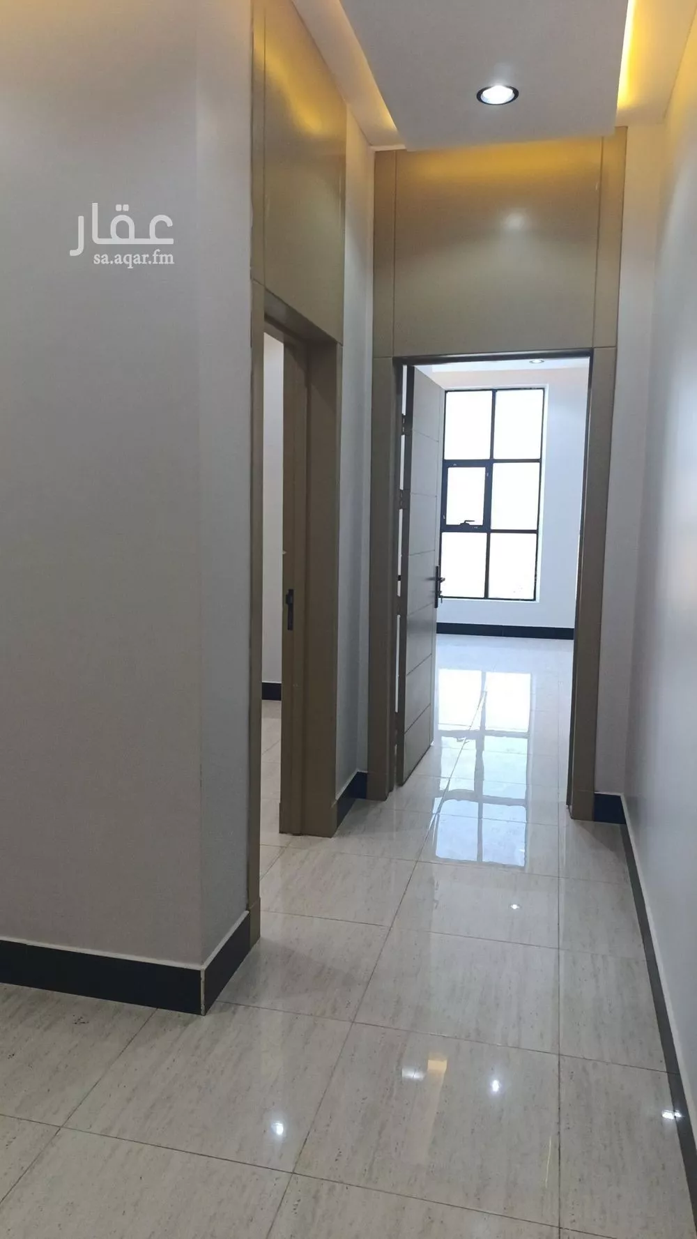 فيلا 5 غرف في عكاظ 3