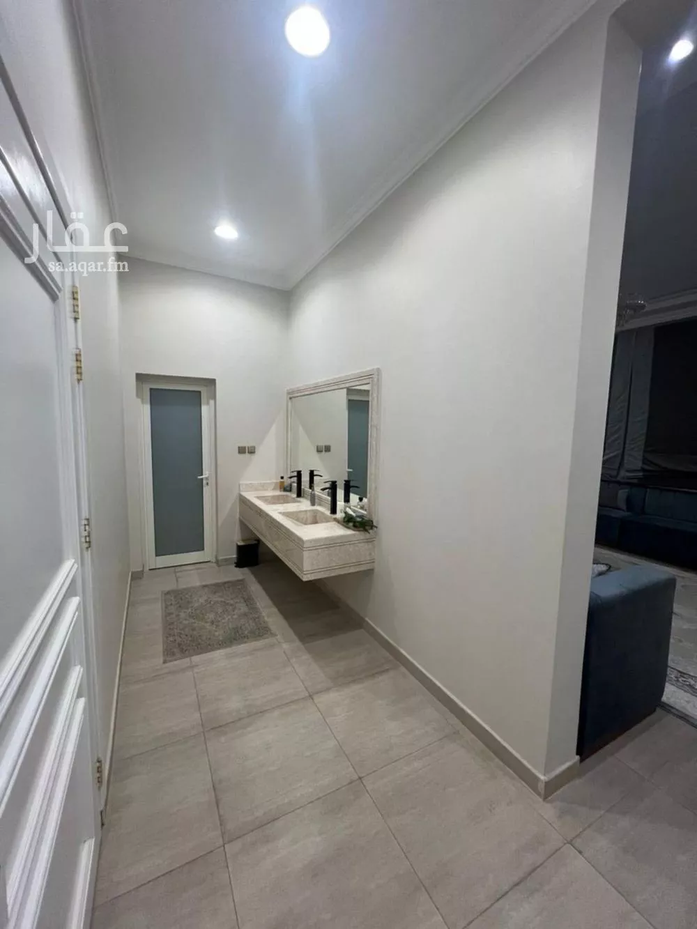 فيلا 8 غرف في البحيرة 2