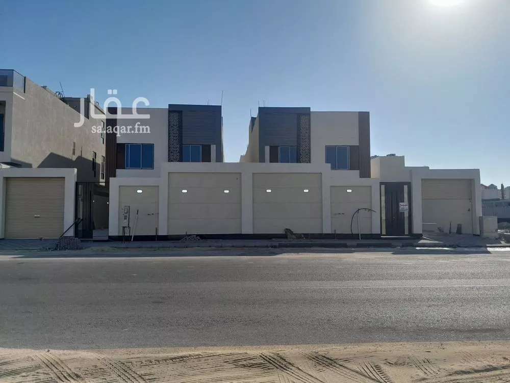 8 bedroom villa in Al Lulu