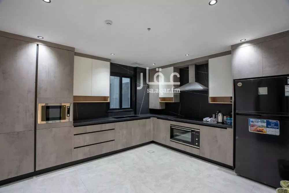 شقة 4 غرف في الشاطئ الغربي 2