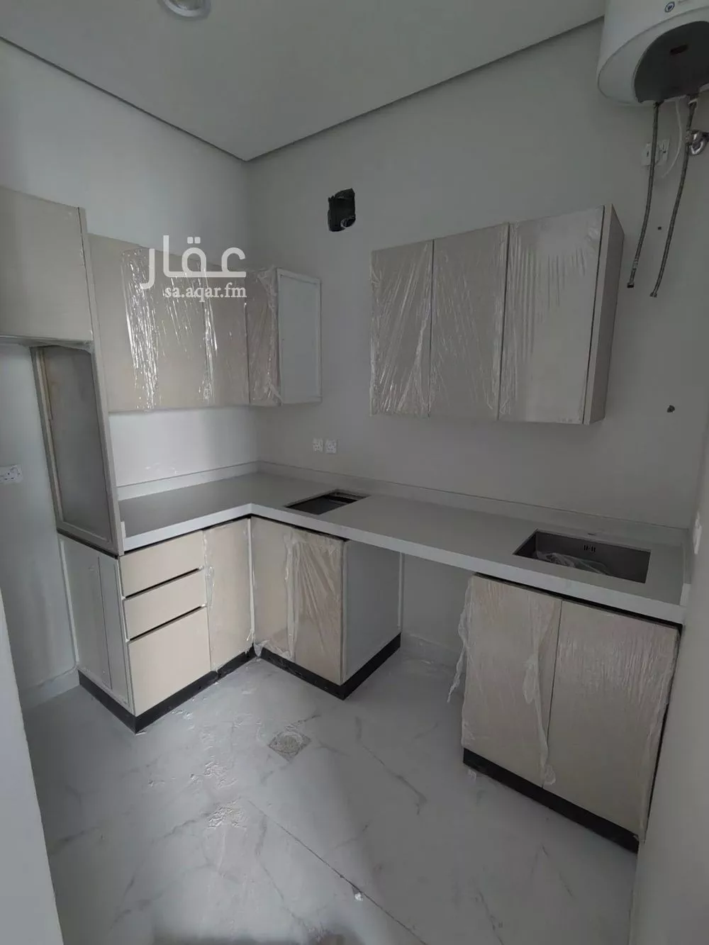 عمارة 623 م² في القشلة 5