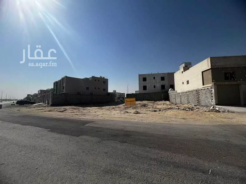 أرض 775 م² في ضاحية الملك فهد 2