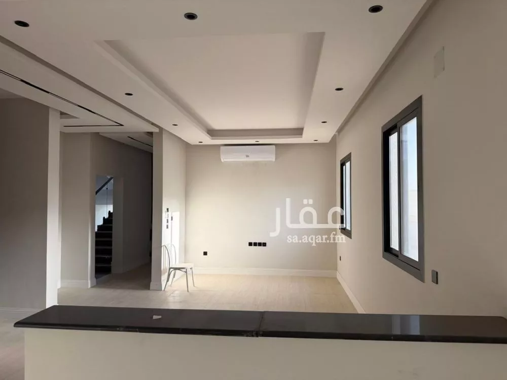 فيلا 5 غرف في العارض 5