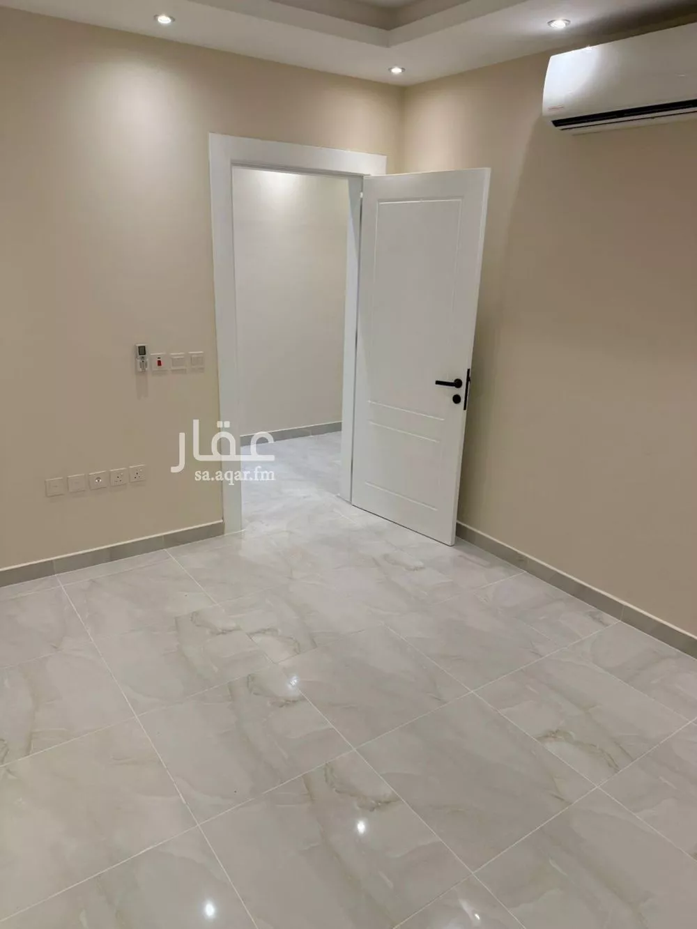 4 bedroom apartment in Al Yasmin, Riyadh 23