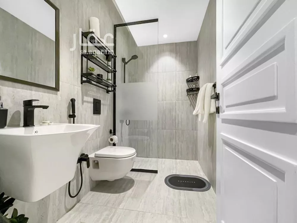 2 bedroom apartment in Al Aqiq 3