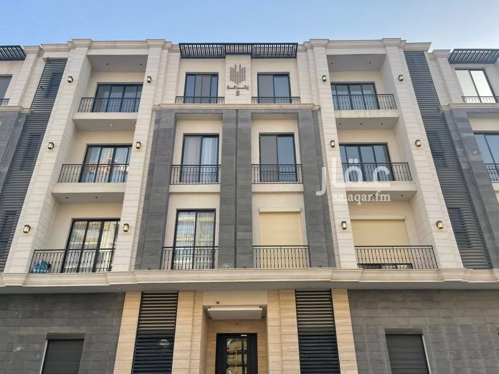 5 bedroom apartment in Al Malqa 3