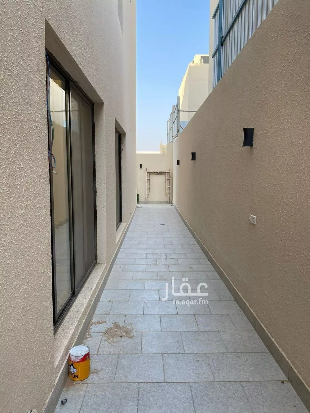 شقة 3 غرف في الملقا 3