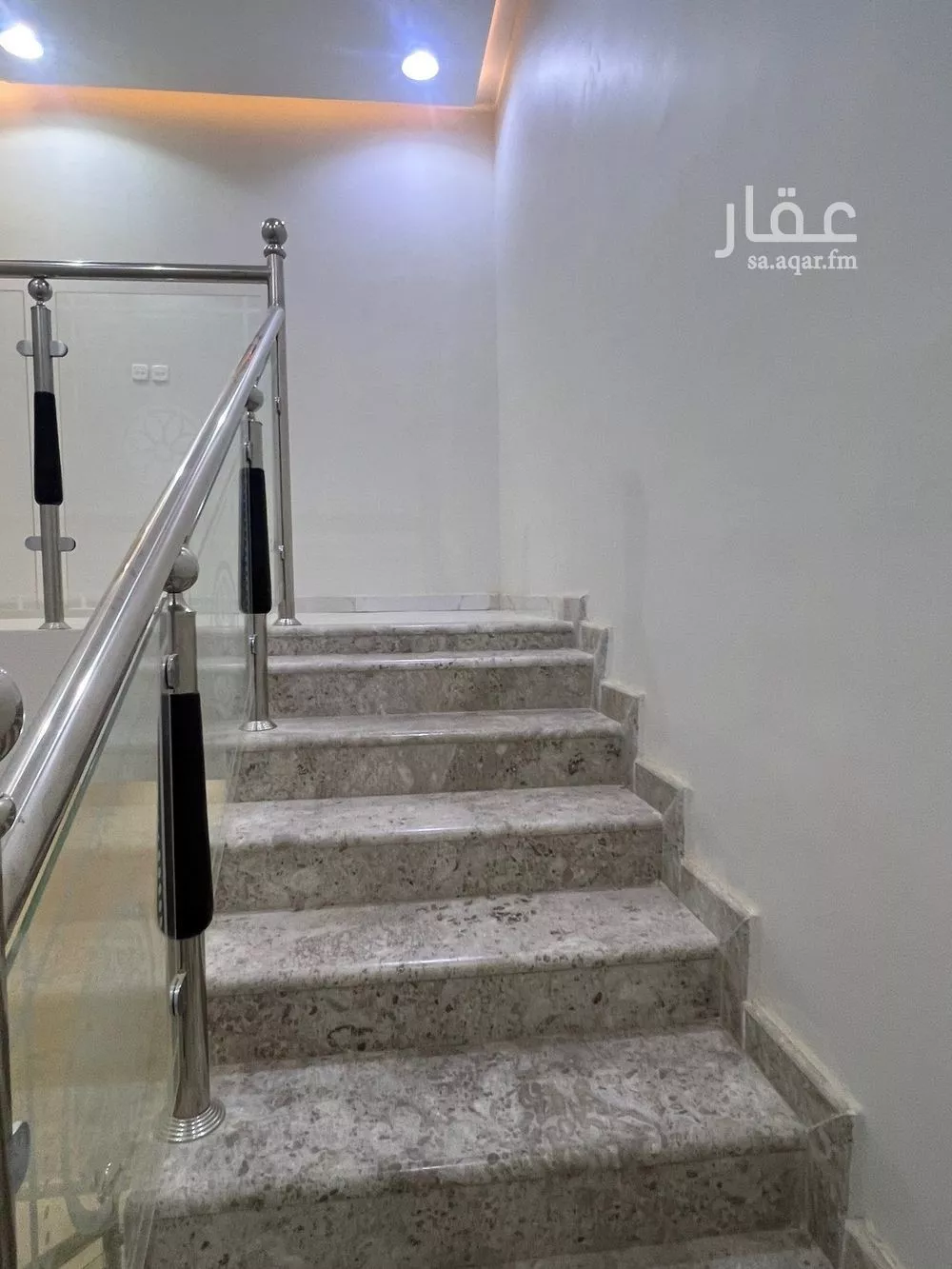 فيلا 6 غرف في الرمال 4