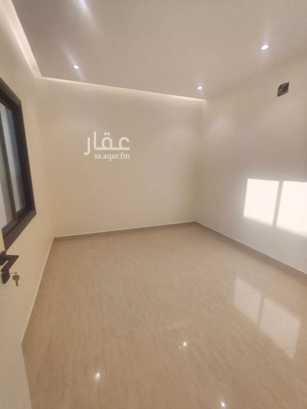 فيلا 5 غرف في الزهرة 2