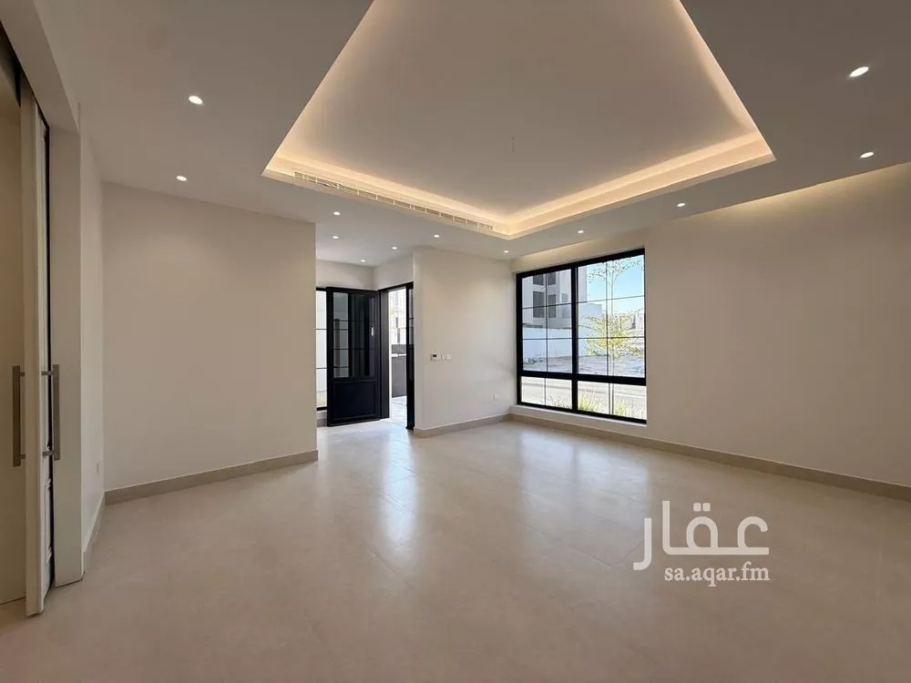 فيلا 6 غرف في المهدية 5