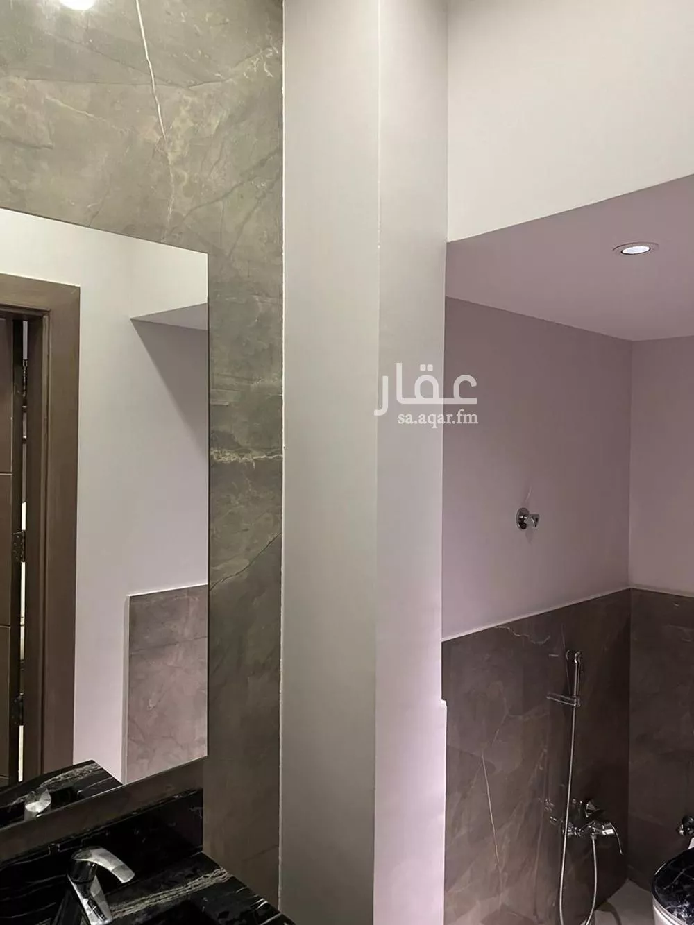 فيلا 4 غرف في المهدية 3