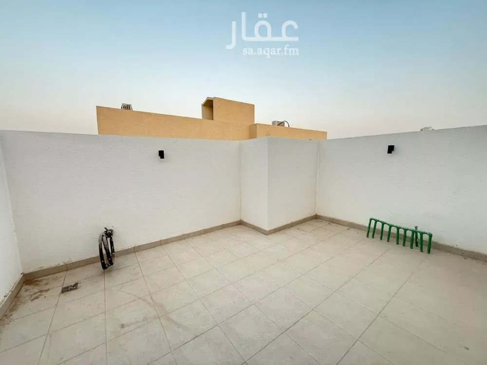 فيلا 5 غرف في المهدية 3