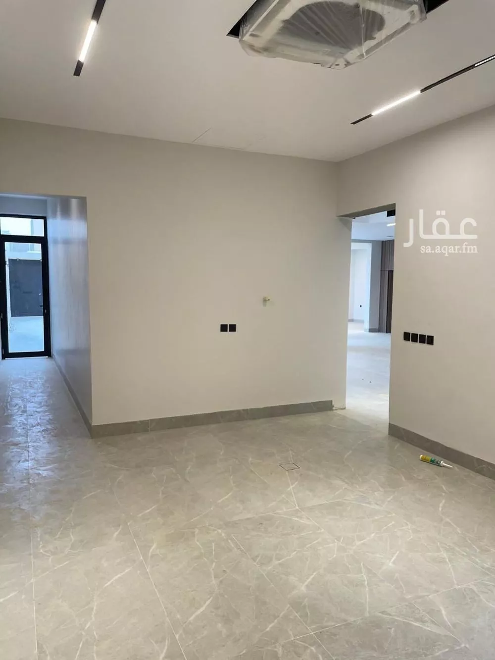 فيلا 7 غرف في المهدية 5