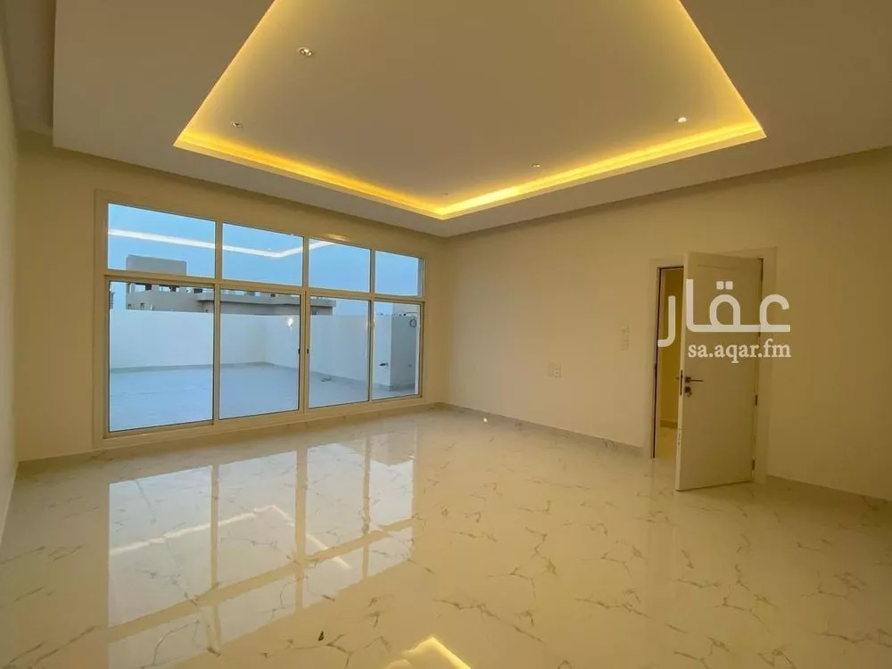 6 bedroom villa in Al Mahdiyyah 5