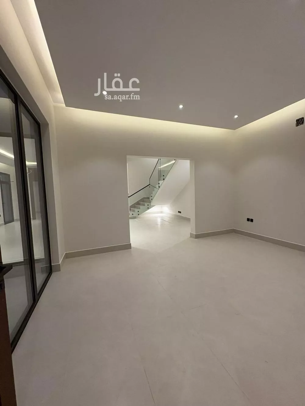 فيلا 6 غرف في المهدية 5