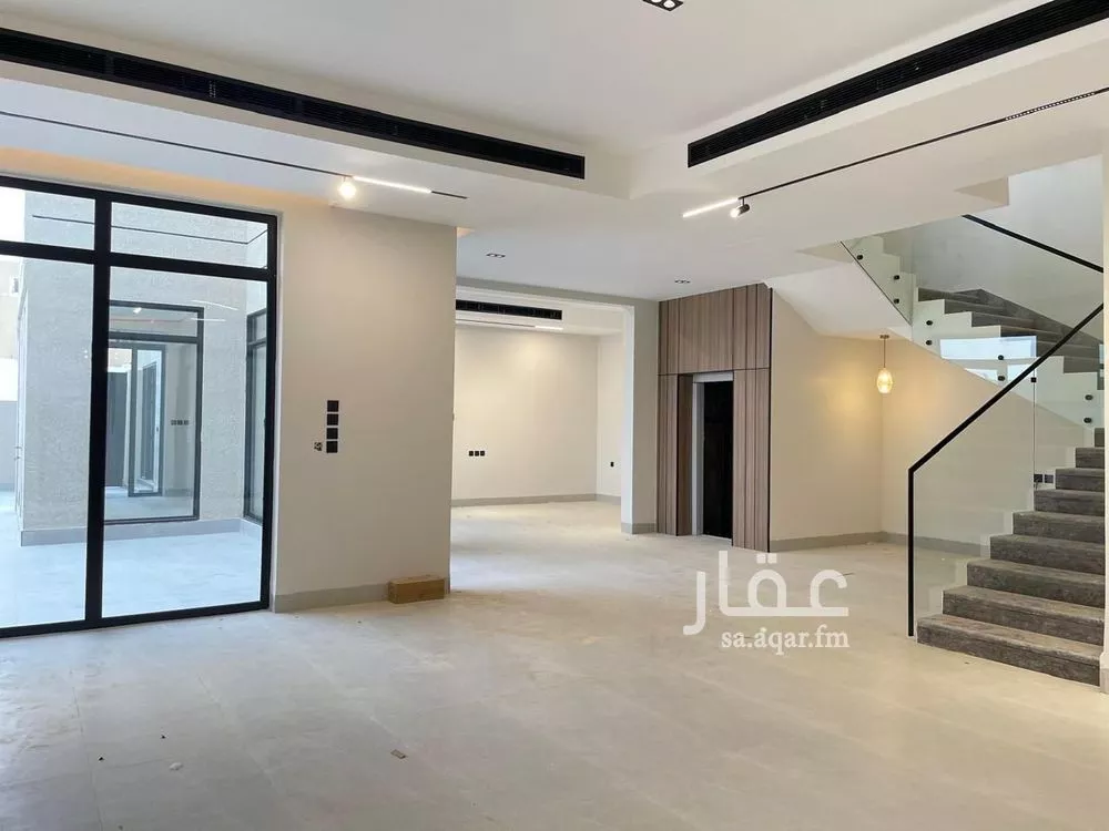 فيلا 7 غرف في المهدية 4